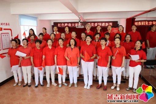 微博之夜娜扎放飞自我?胸前仅靠两根布条遮羞,网友:太大胆了!